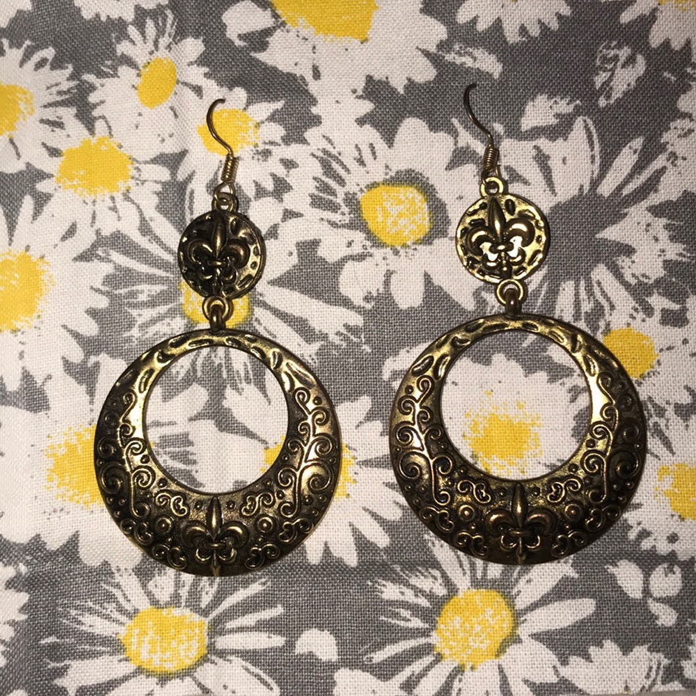 ⚜️Vintage Brushed Gold Dangling Hoop Earrings⚜️